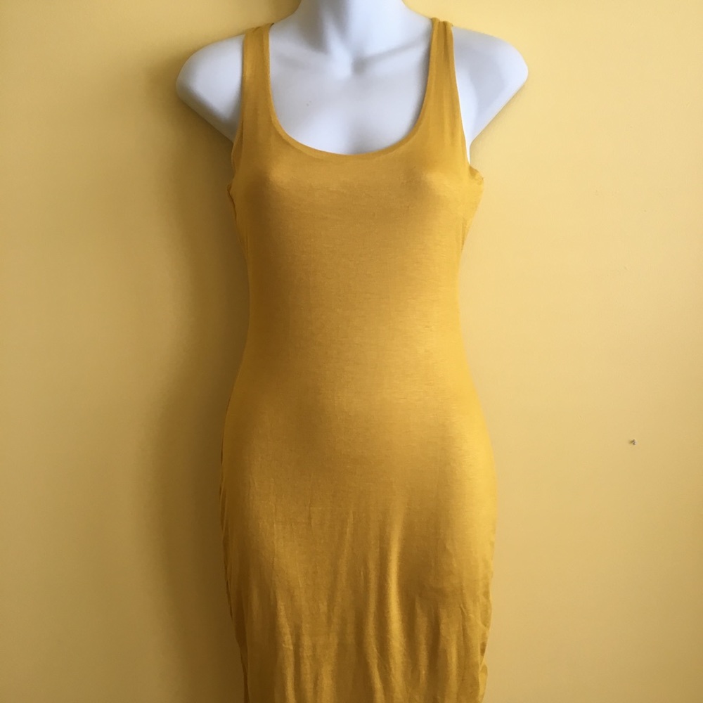 NWT Yellow Knit Body Dress 🌸Bundle & Save🌸